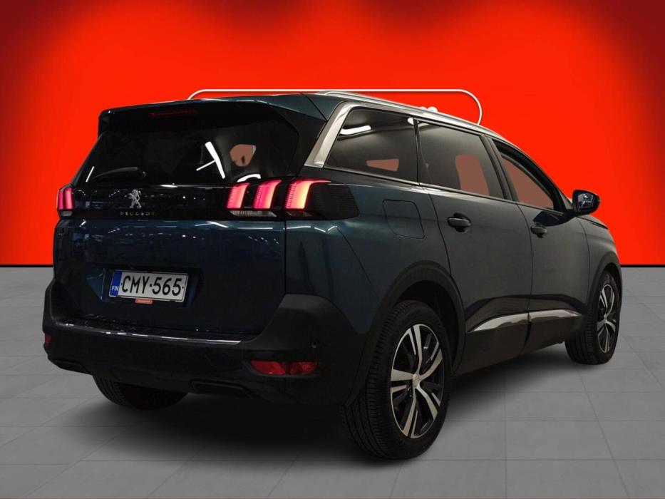 PEUGEOT 5008 2019