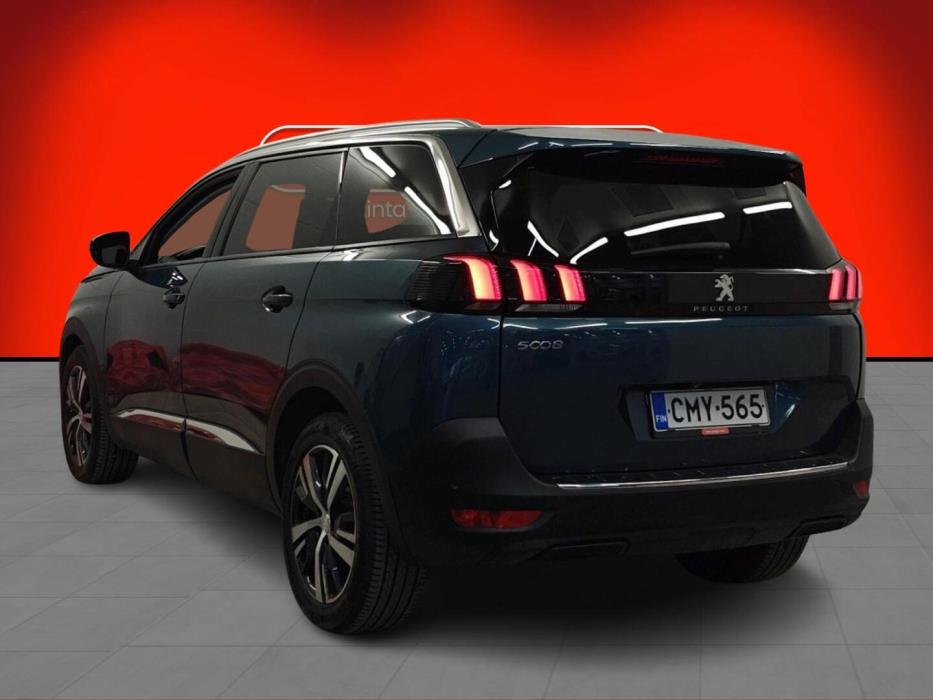 PEUGEOT 5008 2019