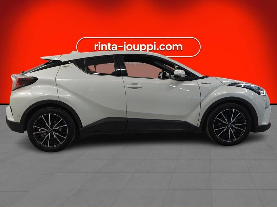 TOYOTA C-HR 2017