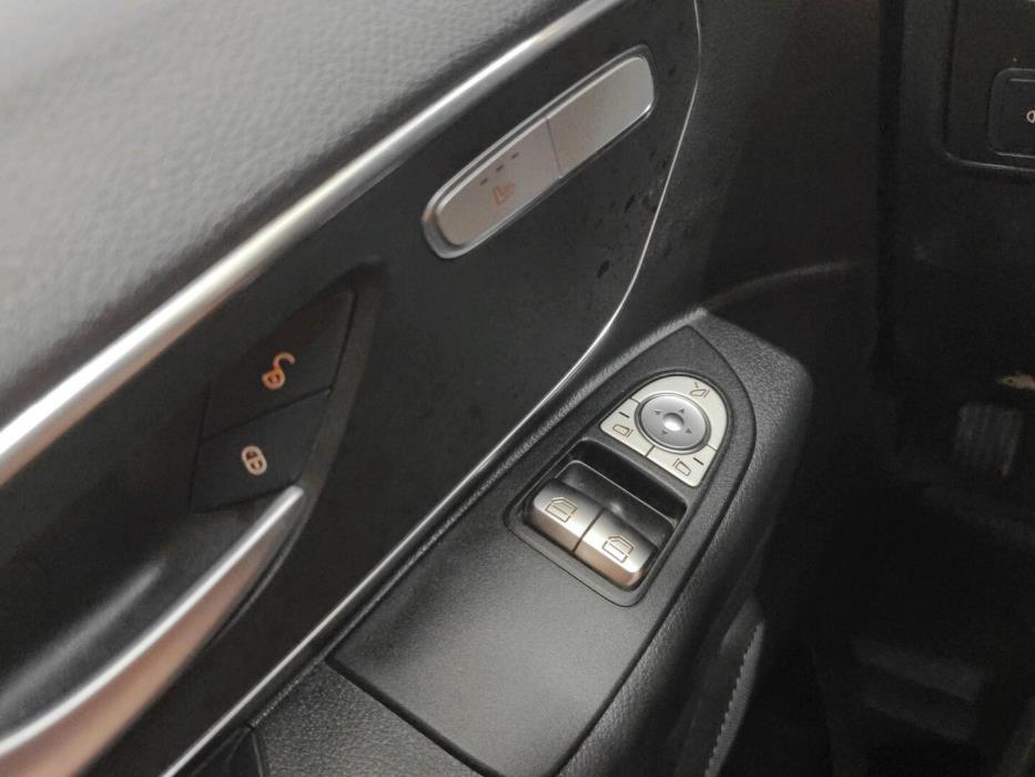 MERCEDES-BENZ Vito 2019