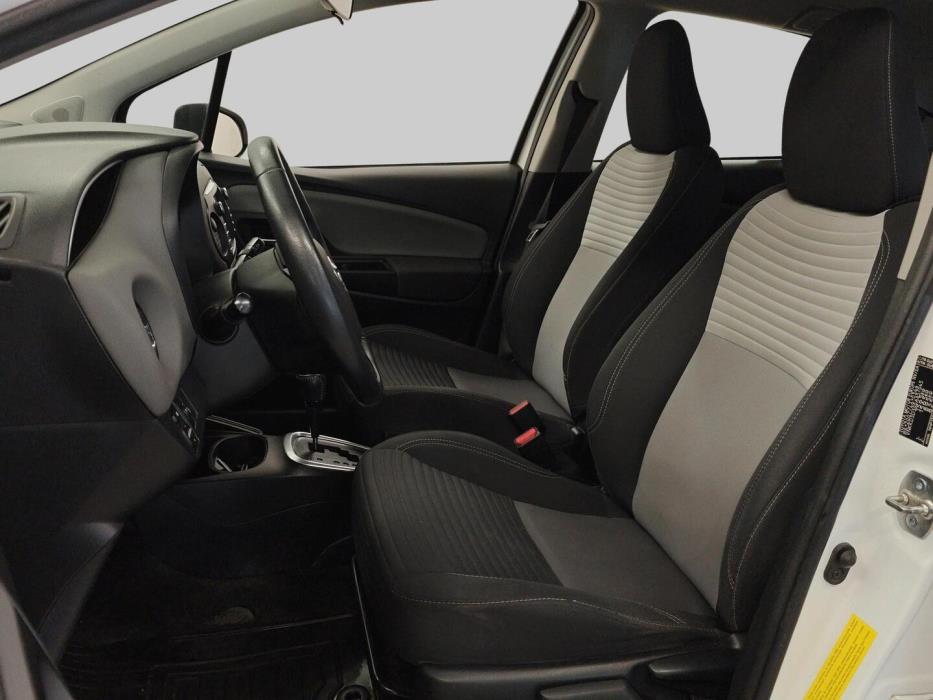 TOYOTA Yaris 2020