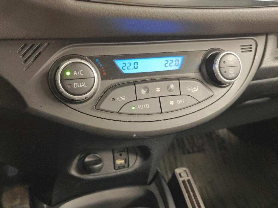 TOYOTA Yaris 2020
