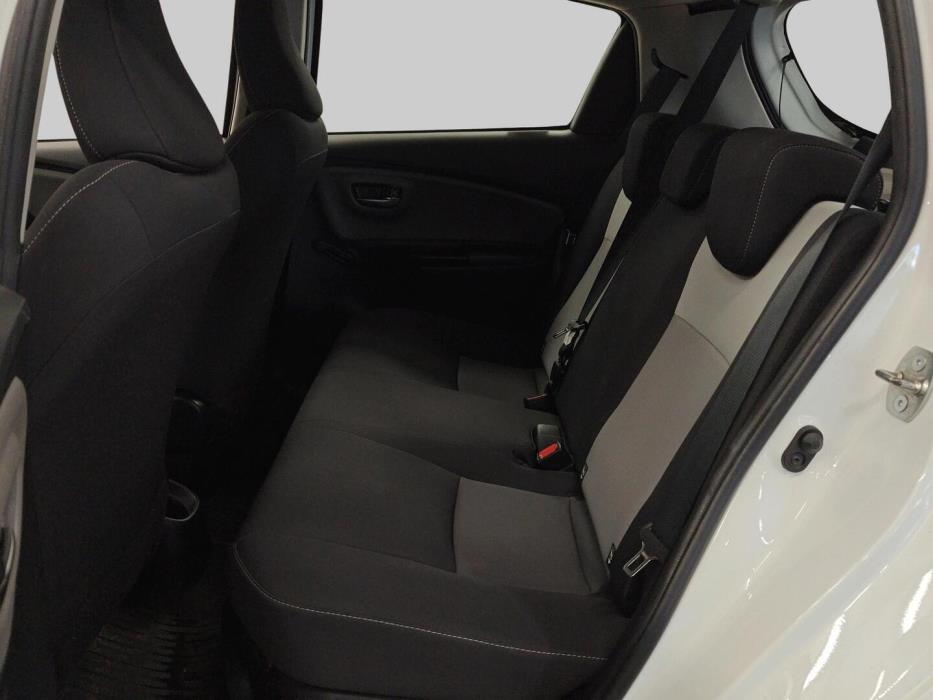 TOYOTA Yaris 2020