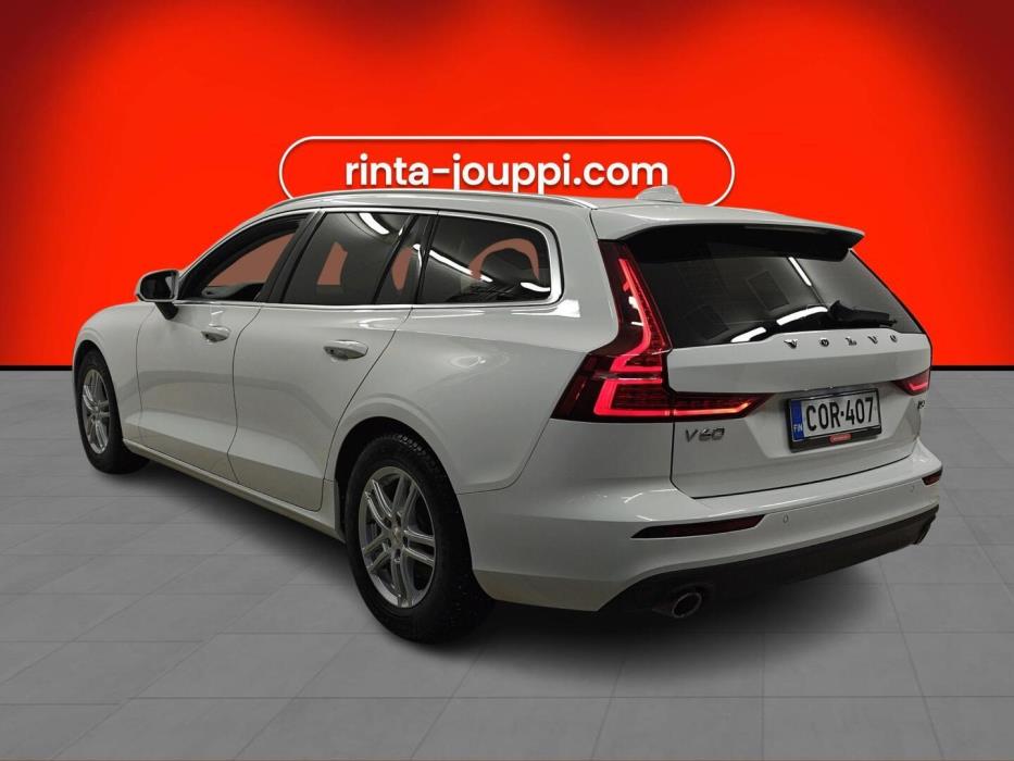 VOLVO V60 2020