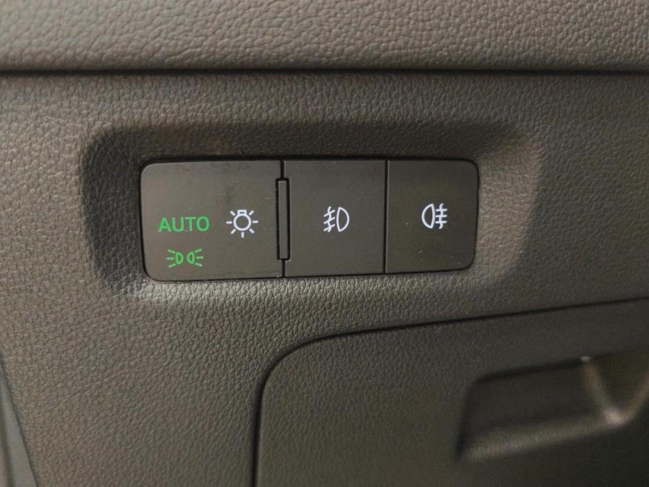 SKODA Octavia 2021
