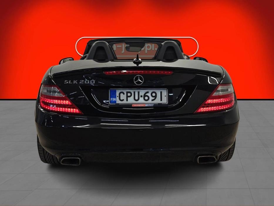 MERCEDES-BENZ SLK 2012