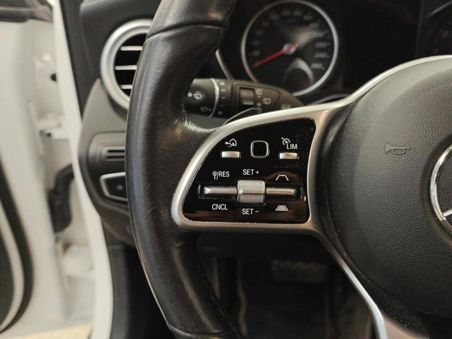 MERCEDES-BENZ GLC 2022