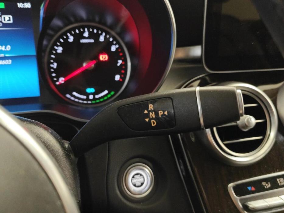 MERCEDES-BENZ GLC 2022