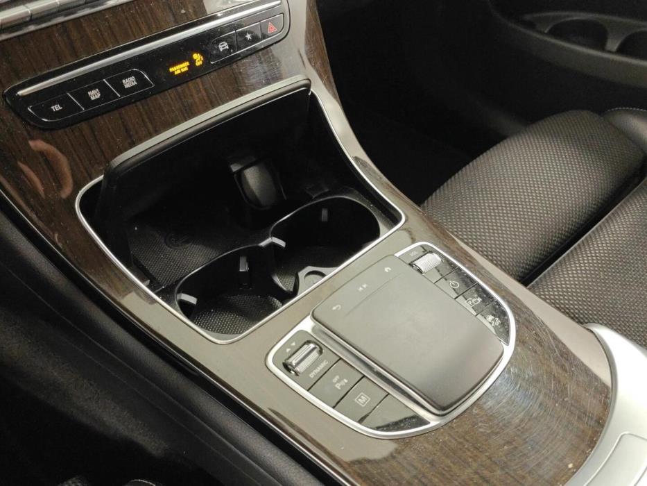 MERCEDES-BENZ GLC 2022