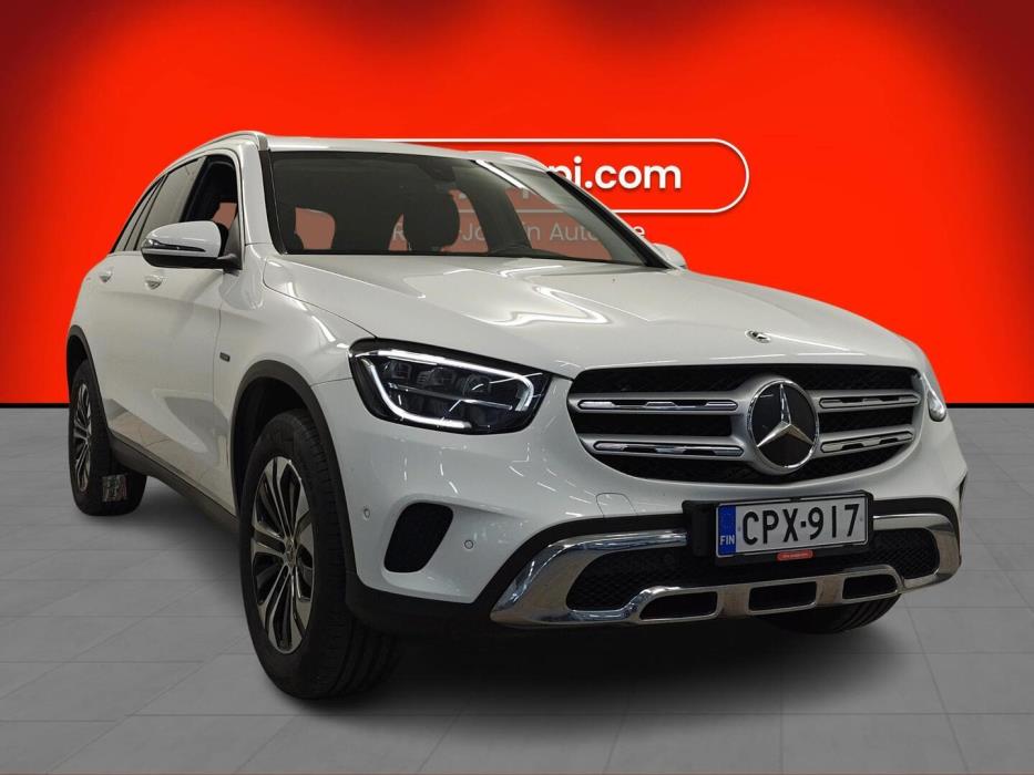 MERCEDES-BENZ GLC 2022