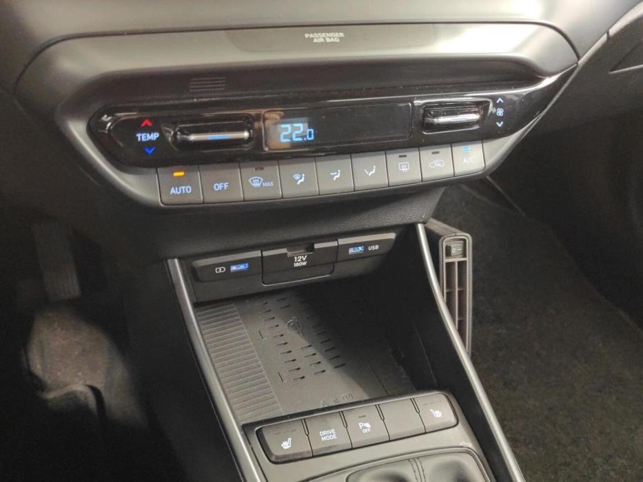 HYUNDAI i20 Hatchback 2023