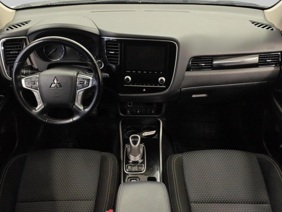 MITSUBISHI Outlander PHEV 2020