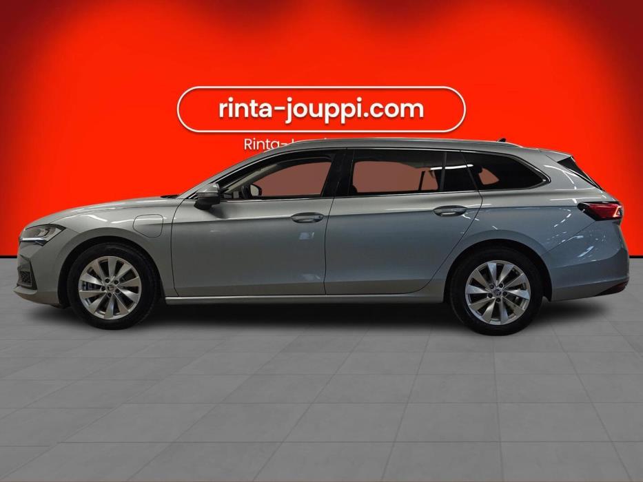 SKODA Superb 2024