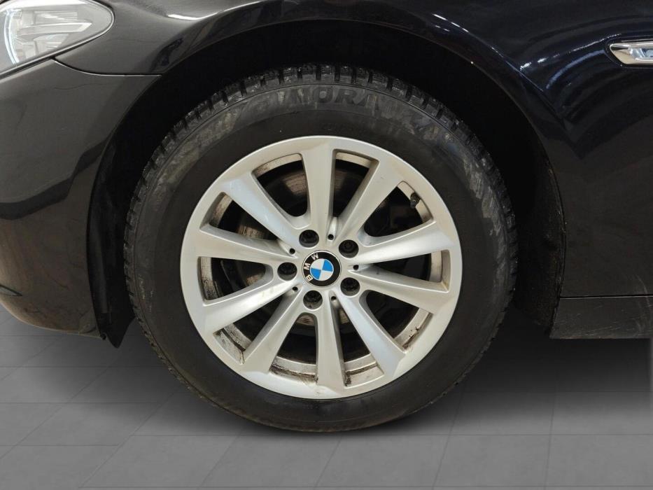 BMW 520 2015