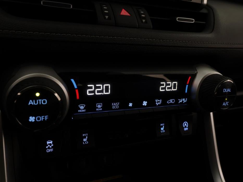 TOYOTA RAV4 2020