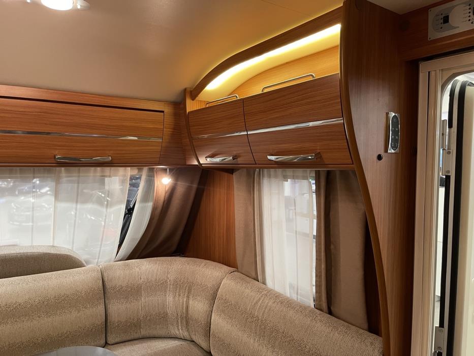 ADRIA 743 UP 2013
