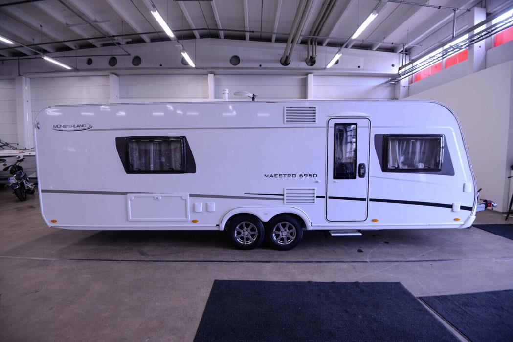 LMC 695 D 2019