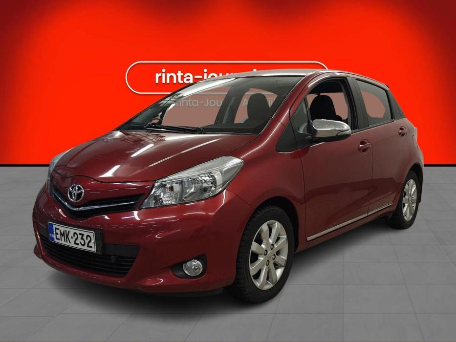 TOYOTA Yaris 2013