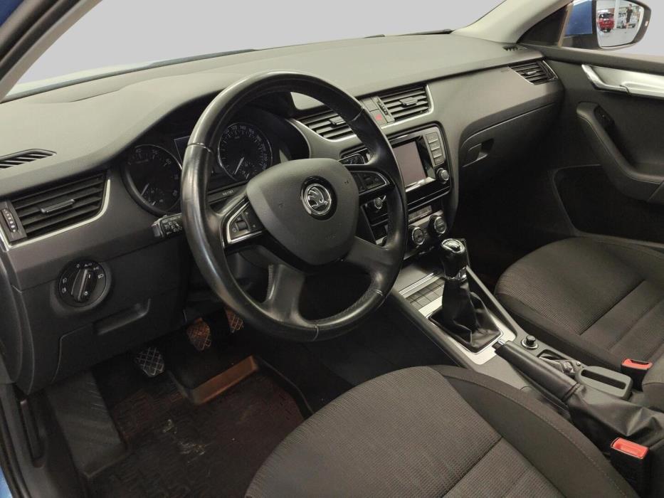 SKODA Octavia 2014