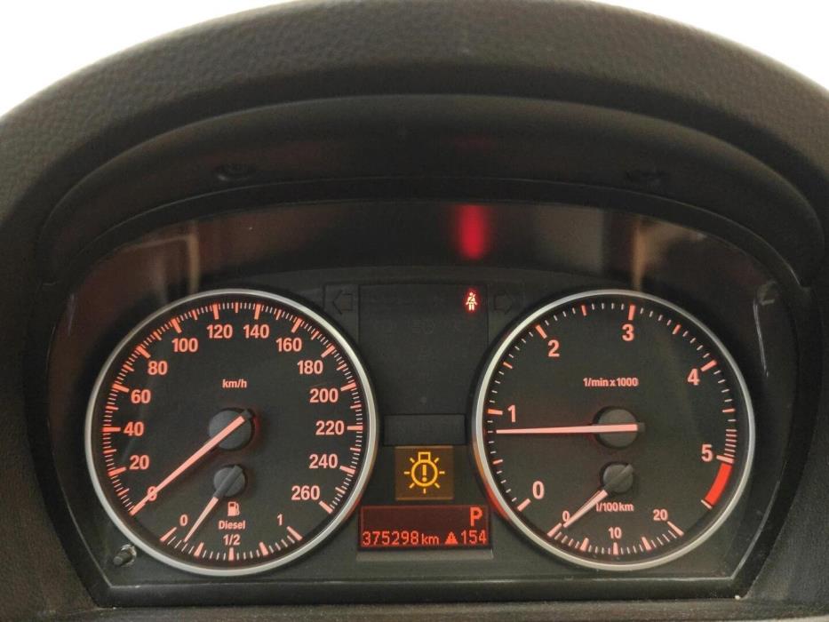 BMW 320 2009