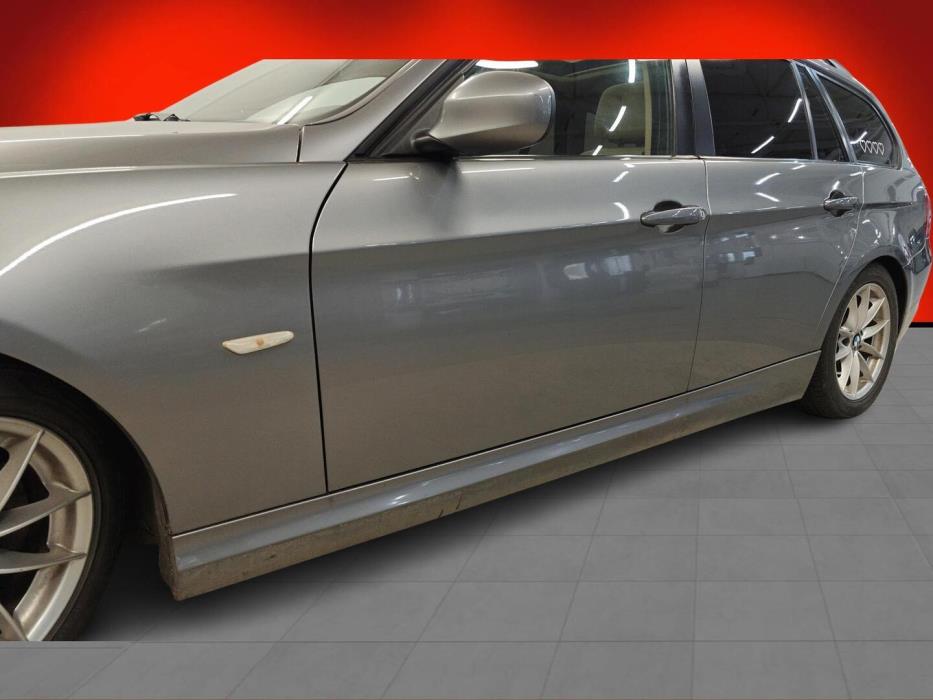 BMW 320 2009