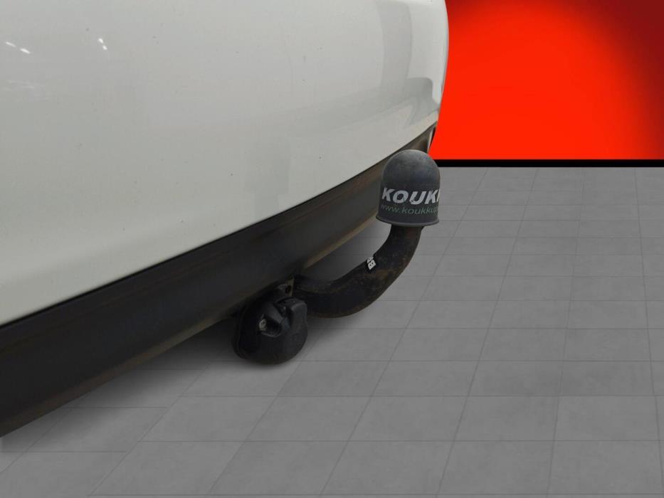 TOYOTA Yaris 2015