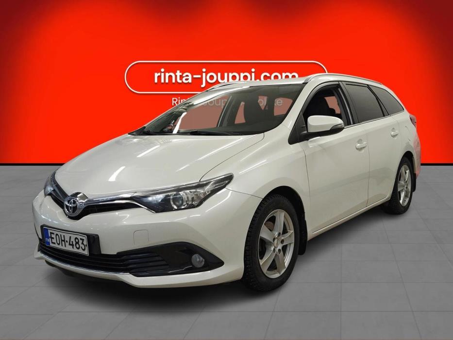 TOYOTA Auris 2016