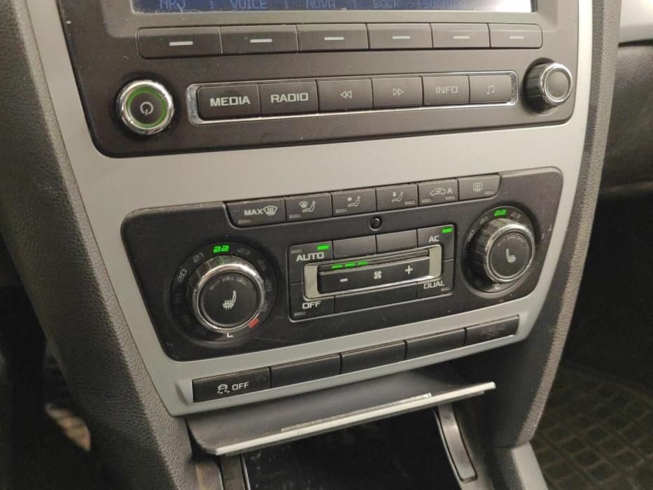 SKODA Octavia 2011
