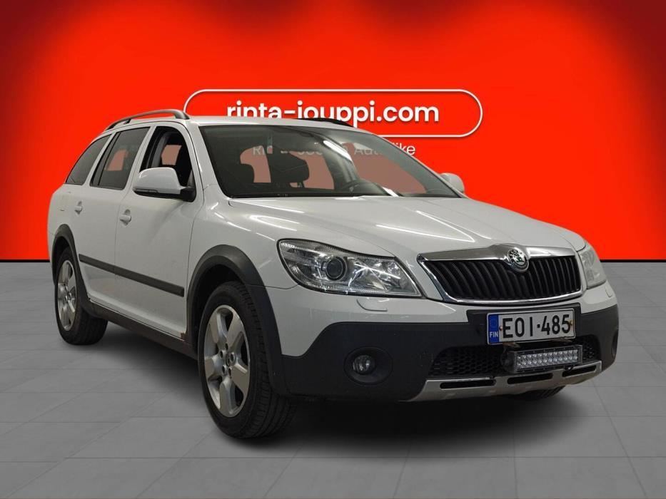 SKODA Octavia 2011
