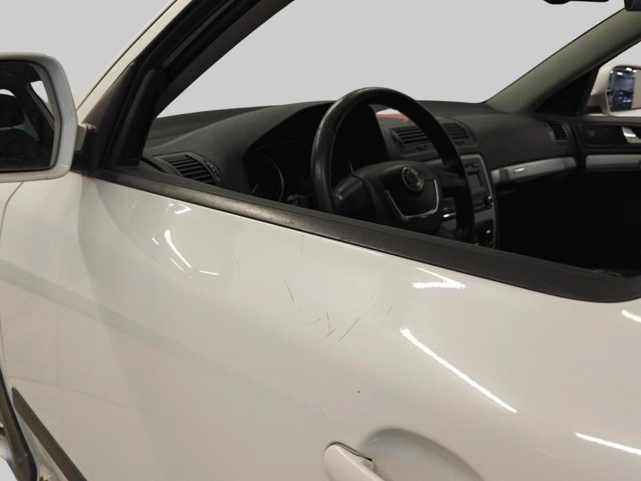 SKODA Octavia 2011