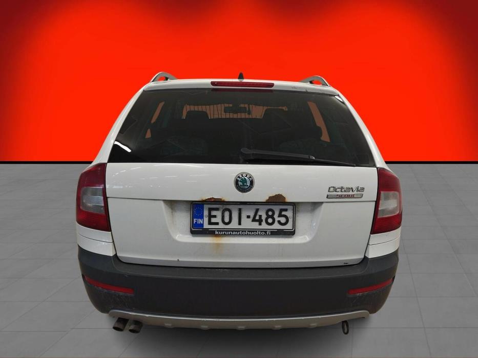 SKODA Octavia 2011