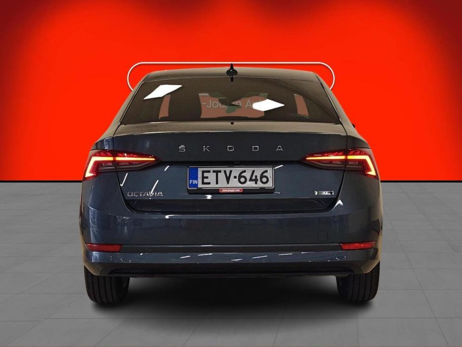 SKODA Octavia 2021