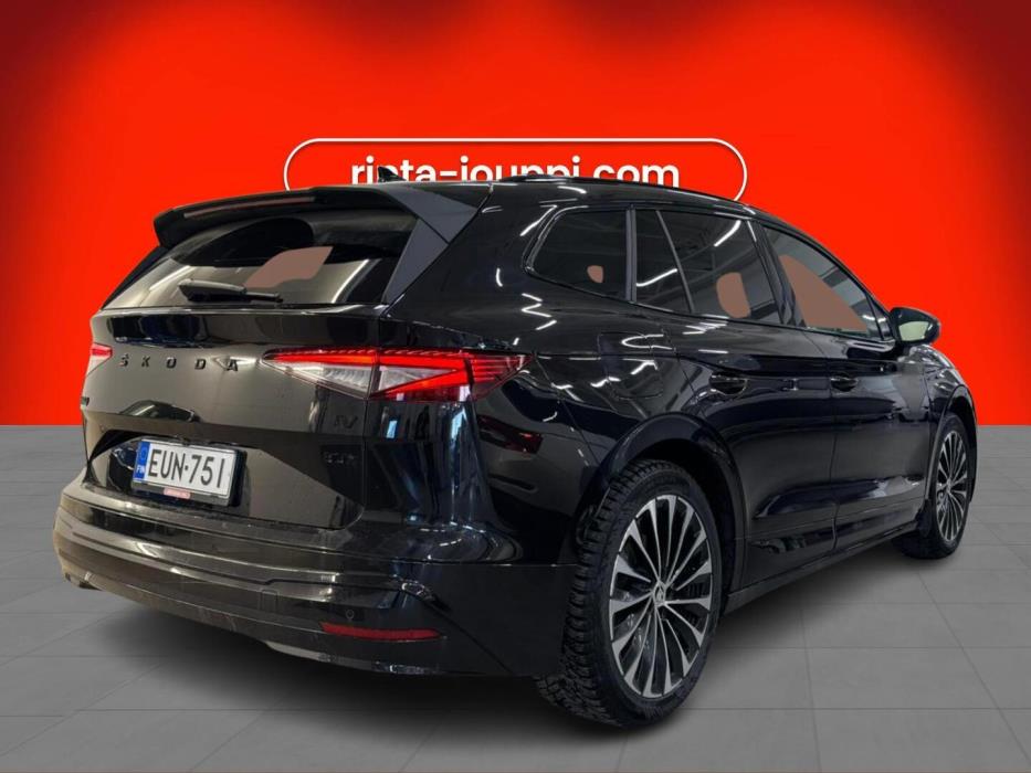 SKODA Enyaq 2023