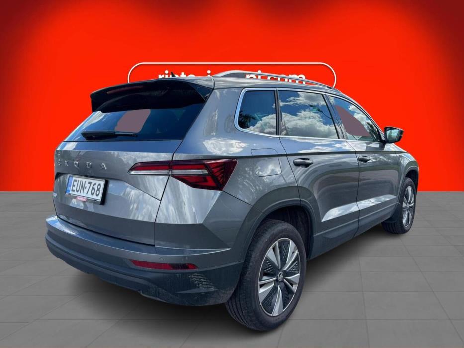 SKODA Karoq 2023