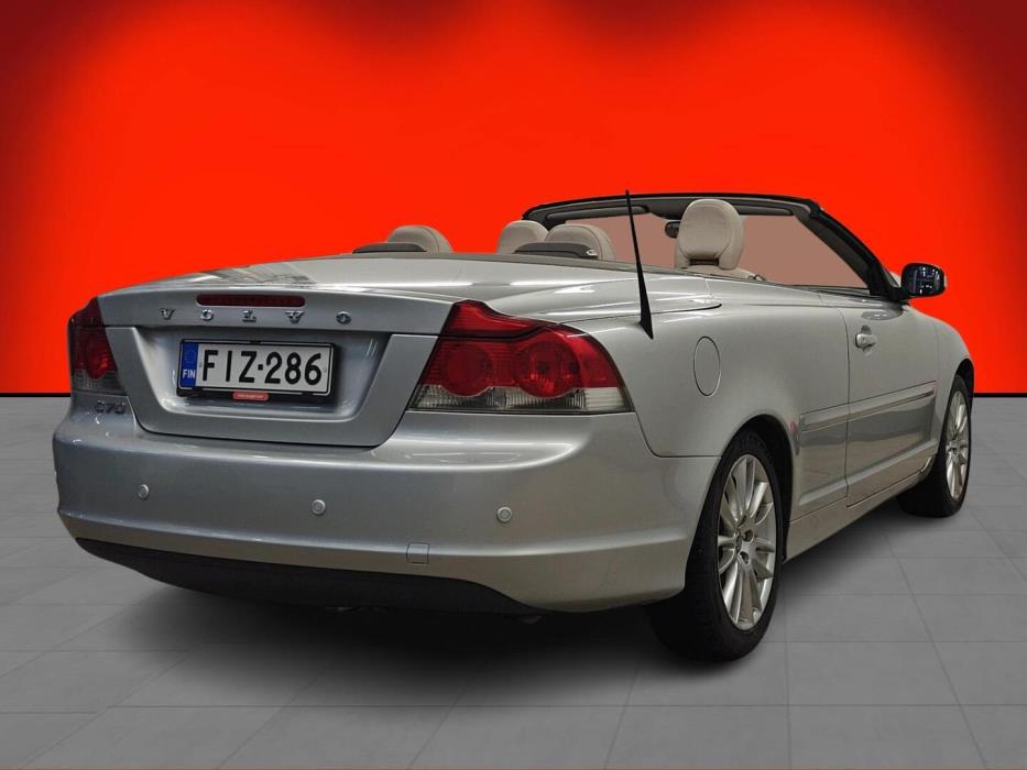 VOLVO C70 2008