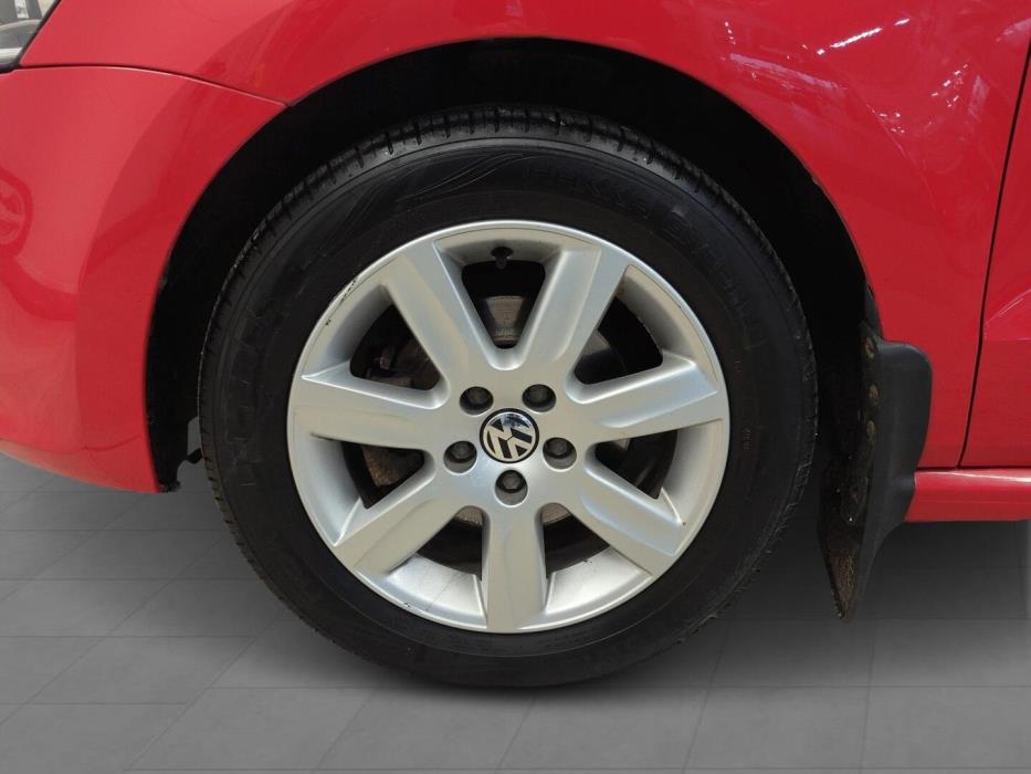 VOLKSWAGEN Polo 2010
