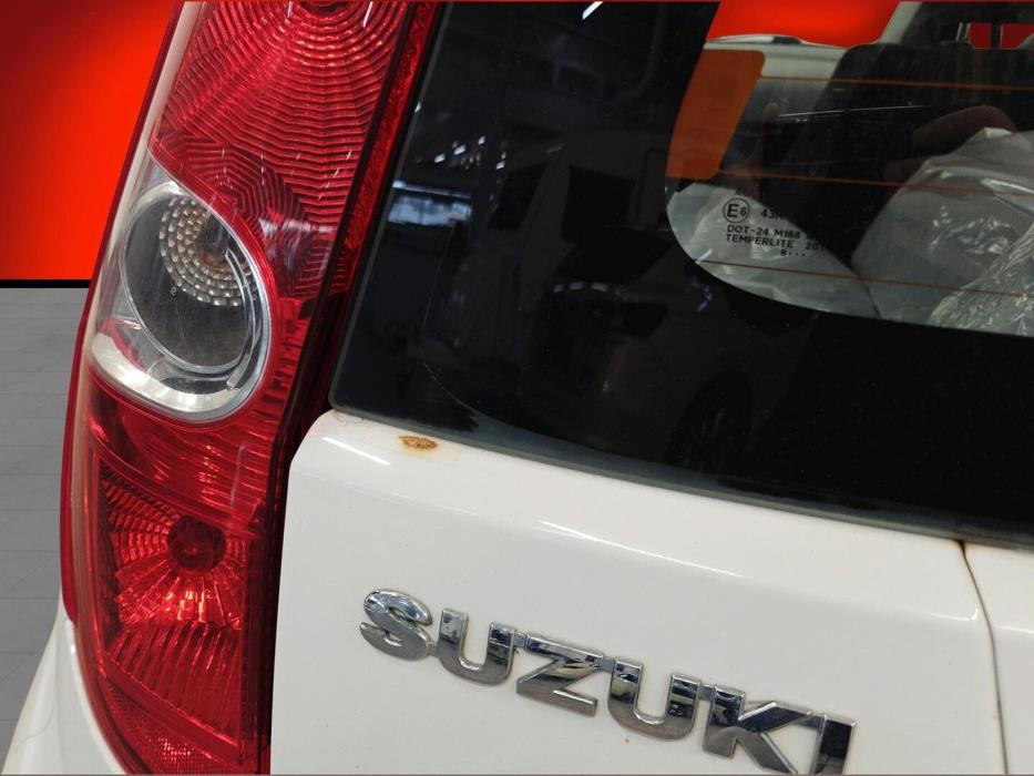 SUZUKI Splash 2009