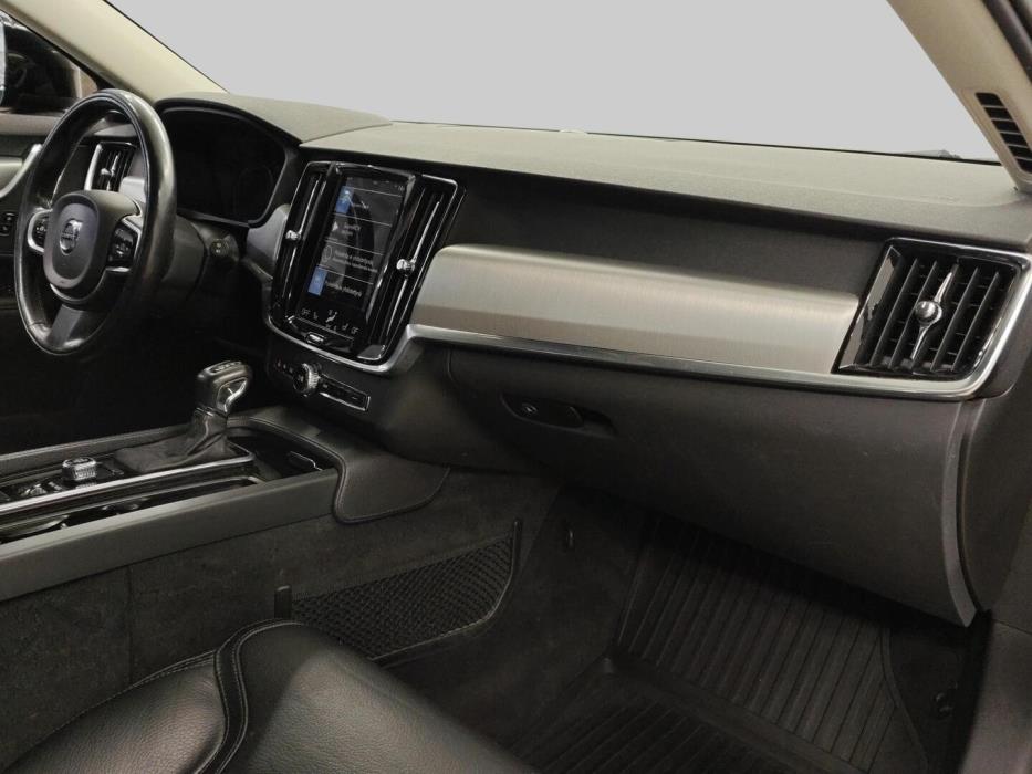 VOLVO V90 Cross Country 2017