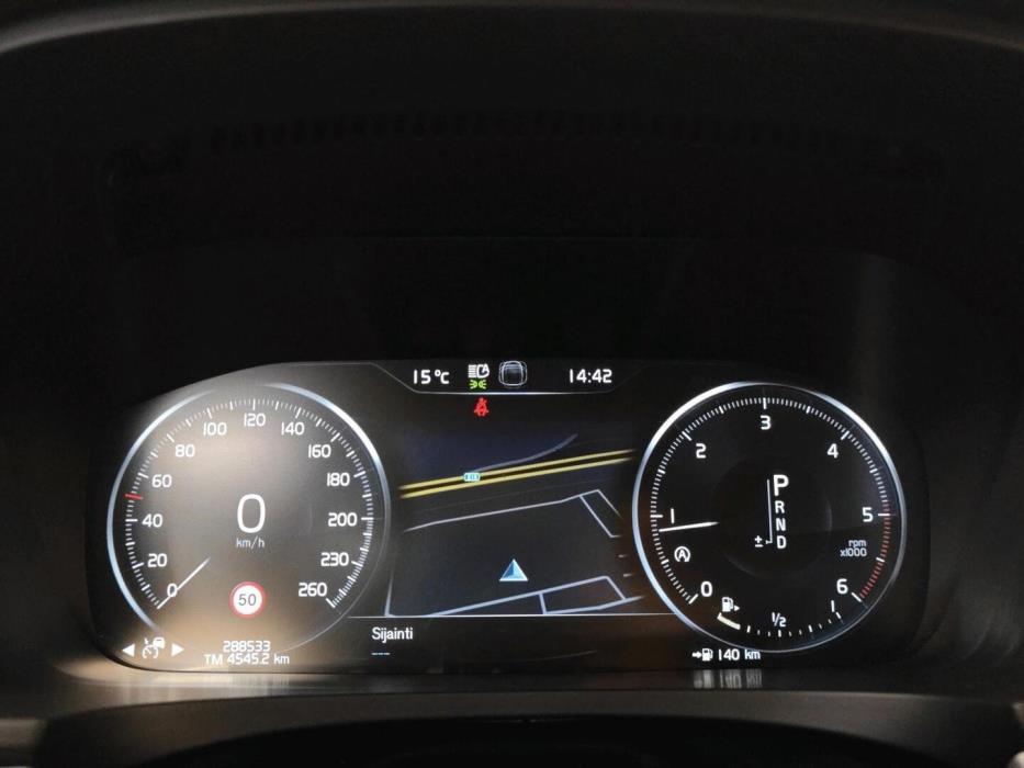 VOLVO V90 Cross Country 2017