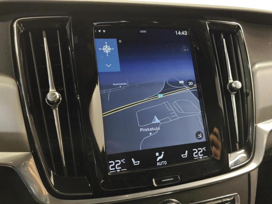 VOLVO V90 Cross Country 2017