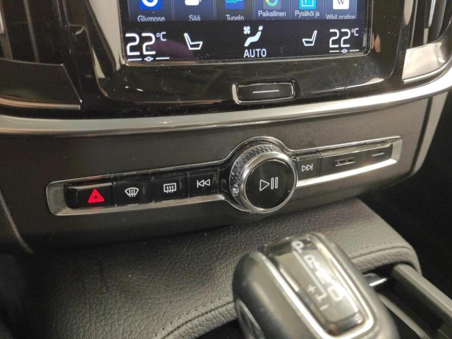 VOLVO V90 Cross Country 2017