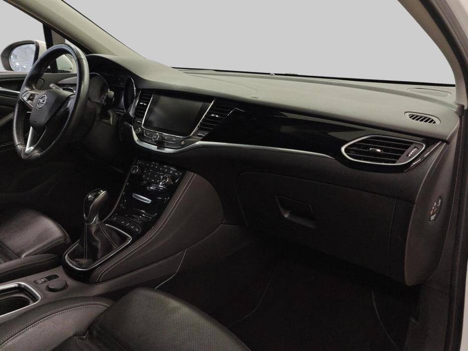 OPEL Astra 2018