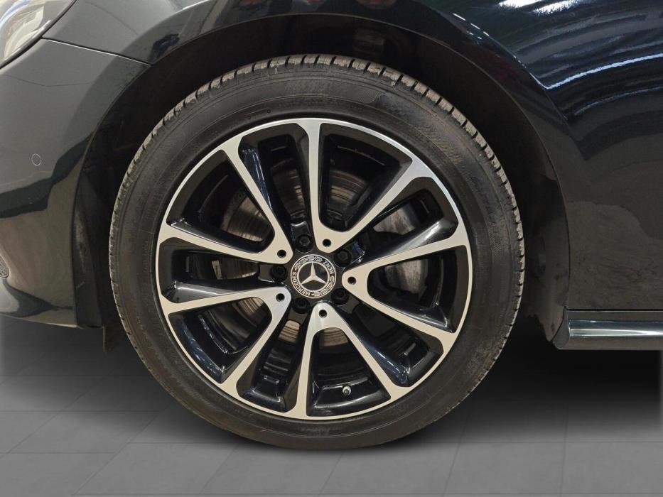 MERCEDES-BENZ E 2018