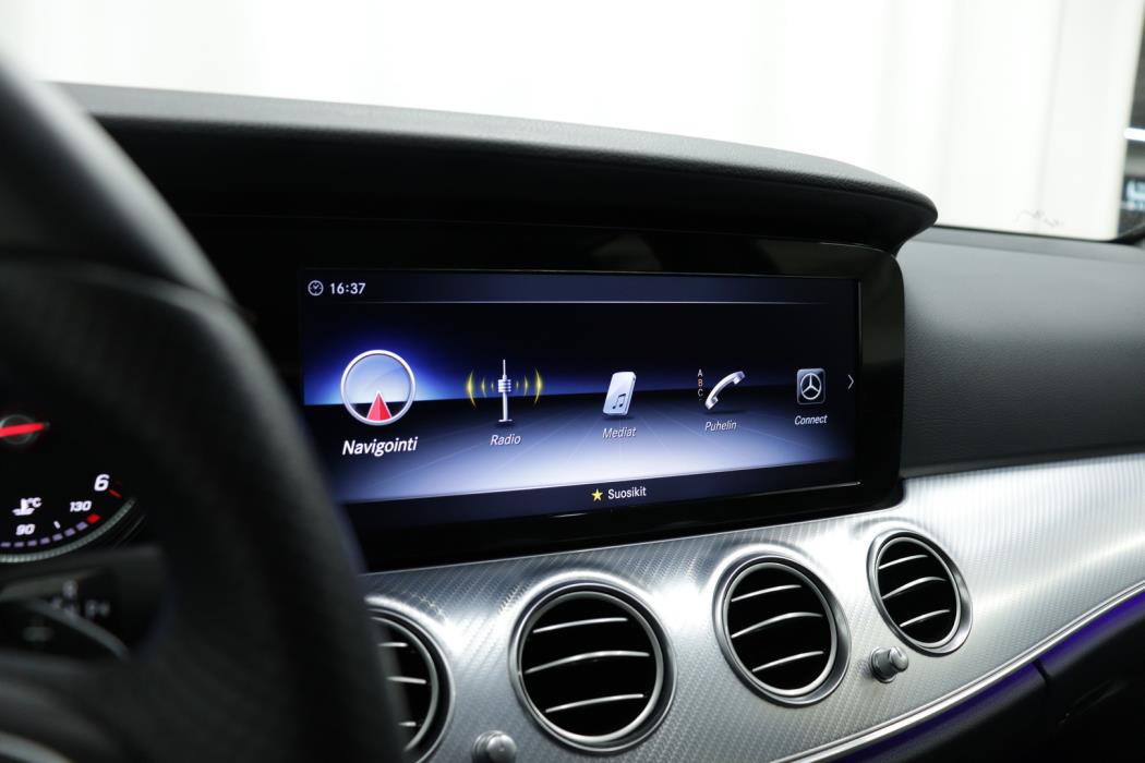 MERCEDES-BENZ E 2018