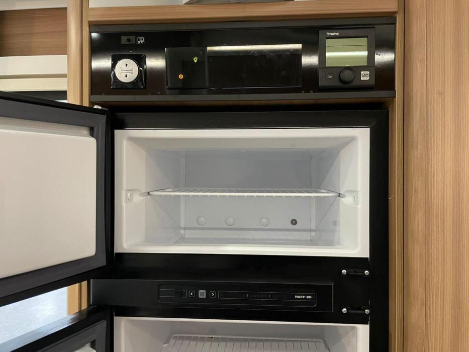 ADRIA Matrix M 670SL 2019