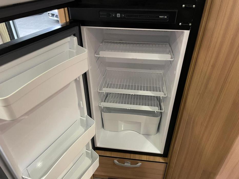 ADRIA Matrix M 670SL 2019