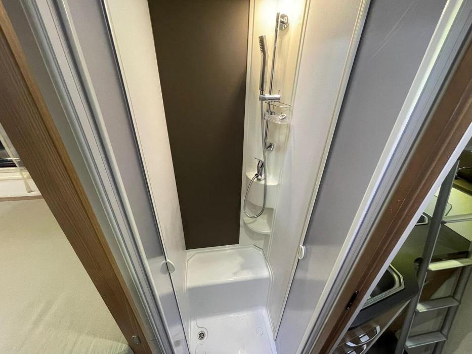 ADRIA Matrix M 670SL 2019