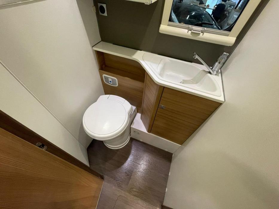 ADRIA Matrix M 670SL 2019