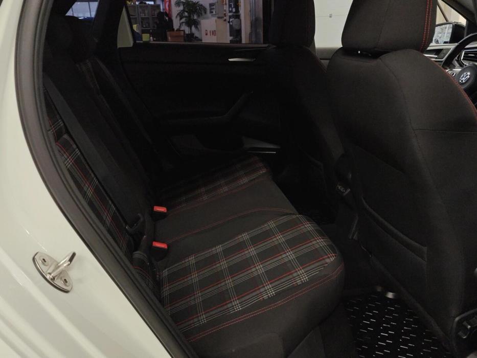 VOLKSWAGEN Polo 2019