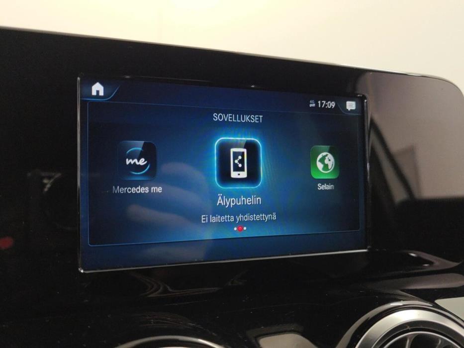 MERCEDES-BENZ B 2021